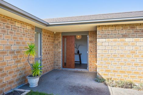 Photo of property in 12 Christow Court, Paraparaumu, 5032