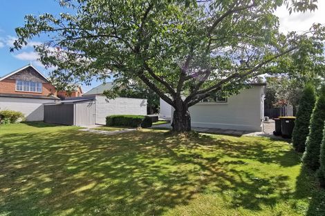 Photo of property in 111 Memorial Avenue, Burnside, Christchurch, 8053