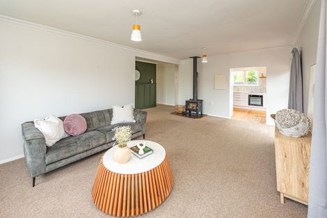 Photo of property in 7 Hussey Street, Waverley, 4510