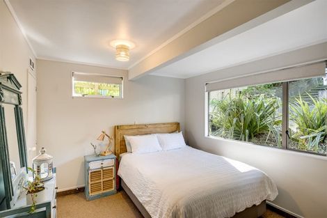 Photo of property in 6 Little Burke Street, Hospital Hill, Napier, 4110