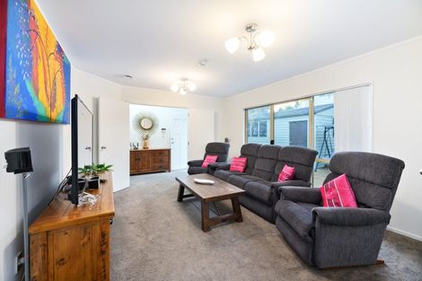 Photo of property in 50 Palomino Drive, Henderson, Auckland, 0612