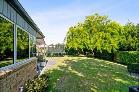 Photo of property in 3 Hamish Place, Westmorland, Christchurch, 8025