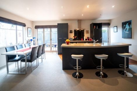 Photo of property in 30 Knowles Street, Terrace End, Palmerston North, 4410