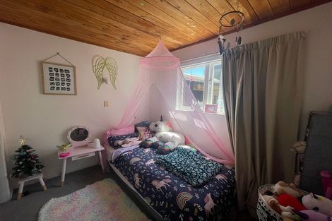 Photo of property in 352 Motutara Road, Muriwai, 0881