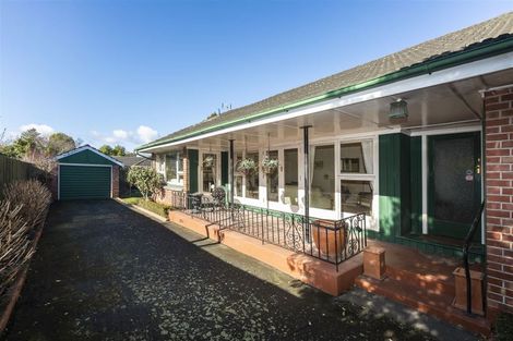 Photo of property in 12 Barlow Street, Ilam, Christchurch, 8041