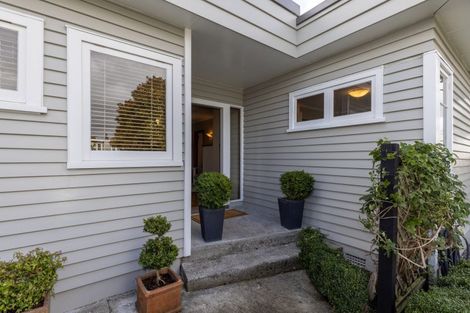 Photo of property in 5 Eatwell Avenue, Paraparaumu Beach, Paraparaumu, 5032