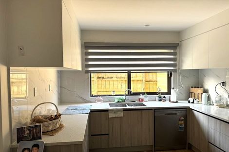 Photo of property in 14 Mander Place, Bucklands Beach, Auckland, 2012