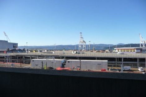 Photo of property in Stadium Garden Flats, 211/107 Thorndon Quay, Pipitea, Wellington, 6011