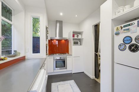Photo of property in 2 Ascot Street, Thorndon, Wellington, 6011