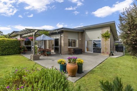 Photo of property in 14 Beachwood Drive, Hatfields Beach, Orewa, 0931