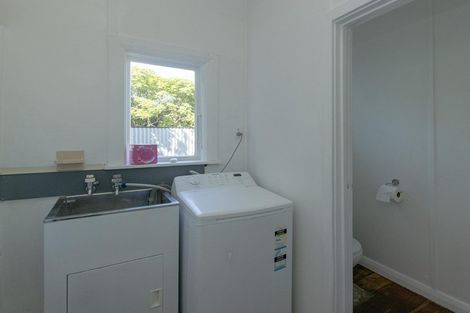 Photo of property in 80 Meeanee Quay, Westshore, Napier, 4110