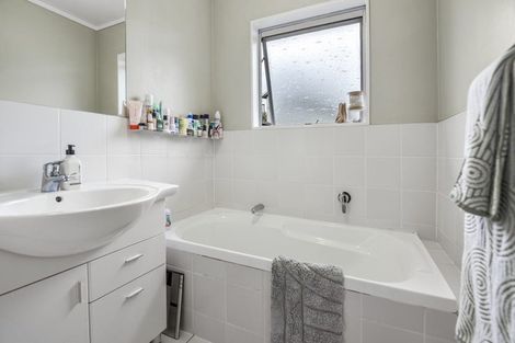 Photo of property in 12 Little Barrier Avenue, Manly, Whangaparaoa, 0930