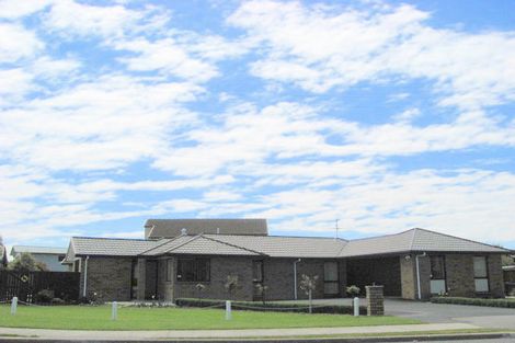 Photo of property in 20 School Road, Woodend, 7610