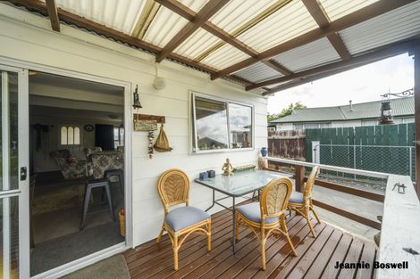 Photo of property in 34 Rainforth Street, Roslyn, Palmerston North, 4414