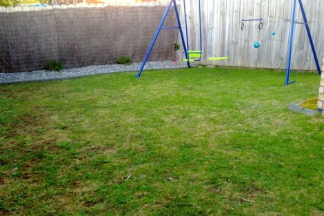 Photo of property in 38 Tussock Avenue, Mangere, Auckland, 2022