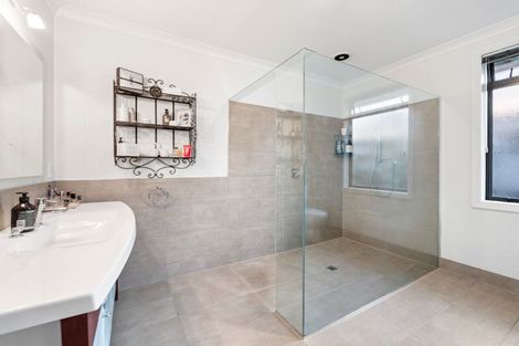 Photo of property in 2 Parnwell Place, Ohauiti, Tauranga, 3112