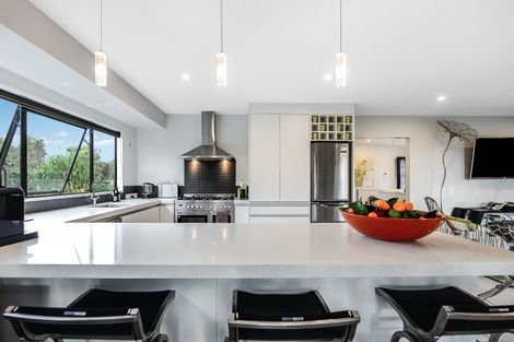 Photo of property in 11 Rosehill Place, Nawton, Hamilton, 3200