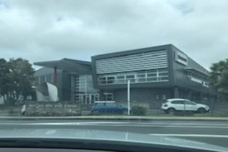 Photo of property in 43a Forrest Hill Road, Milford, Auckland, 0620