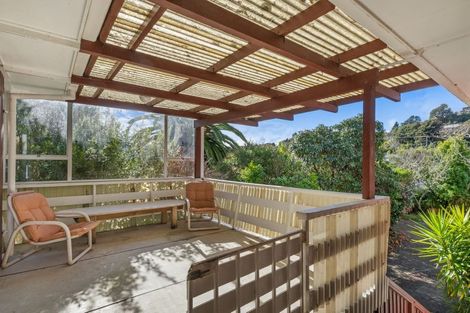 Photo of property in 18 Forest Road, Pinehaven, Upper Hutt, 5019