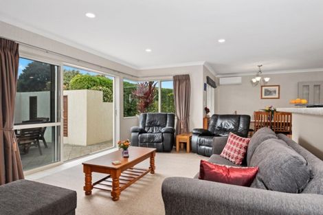 Photo of property in 9 Glenmonarch Place, Pyes Pa, Tauranga, 3112