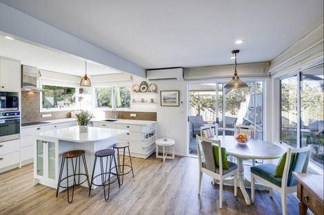 Photo of property in 3/30 Meeanee Quay, Westshore, Napier, 4110