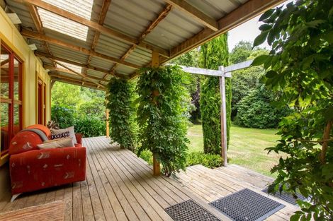 Photo of property in 20 Usshers Road, Little River, 7591