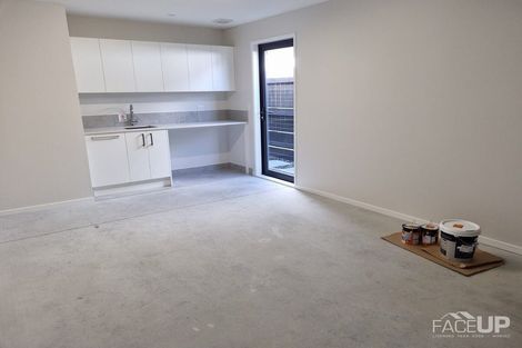 Photo of property in 35 Lumbarda Drive, Kumeu, 0810
