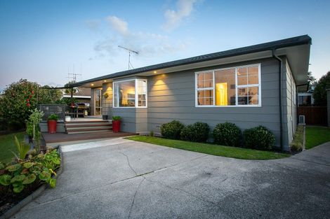 Photo of property in 39 Sheridan Crescent, Leamington, Cambridge, 3432