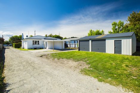 Photo of property in 17 De Lautour Road, Kaiti, Gisborne, 4010