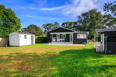 Photo of property in 16 Waitoki Road, Waitoki, Kaukapakapa, 0871