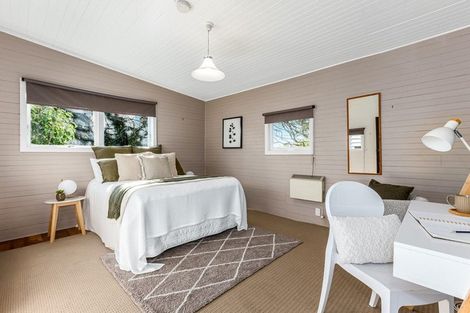 Photo of property in 43 Messines Road, Karori, Wellington, 6012