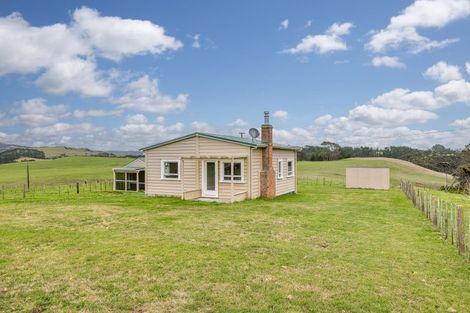 Photo of property in 56a Coster Road, Muriwai, Waimauku, 0881