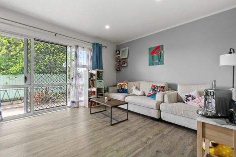 Photo of property in 1/33 Butterworth Avenue, Opaheke, Papakura, 2113