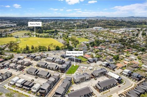 Photo of property in 321 Glengarry Road, Glen Eden, Auckland, 0602