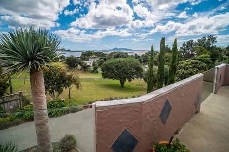 Photo of property in 64 Cheviot Street, Mangawhai Heads, Mangawhai, 0505