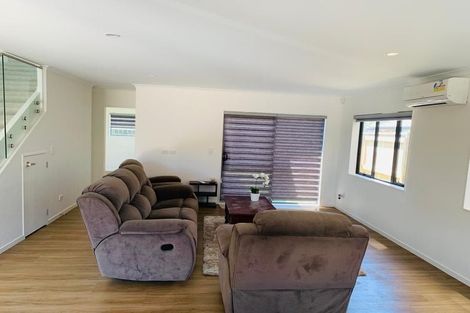 Photo of property in 73b Clevedon Road, Papakura, 2110