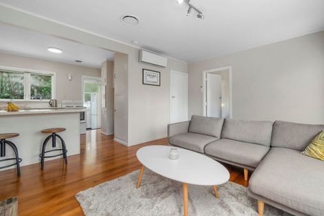 Photo of property in 2/45a Northboro Road, Belmont, Auckland, 0622