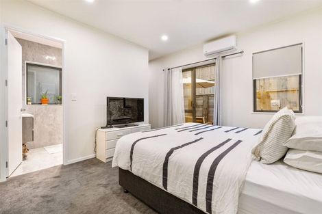 Photo of property in 15a Reynella Drive, Massey, Auckland, 0614