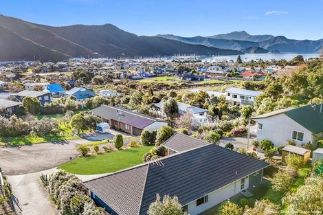 Photo of property in 22 Rimu Terrace, Waikawa, Picton, 7220
