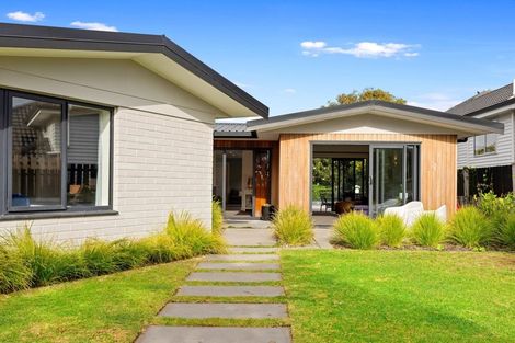 Photo of property in 39 Golf Road, Mount Maunganui, 3116