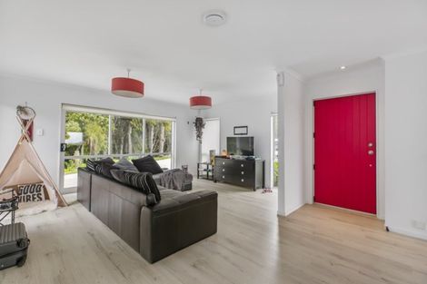 Photo of property in 79 Tender Road, Dairy Flat, Albany, 0794