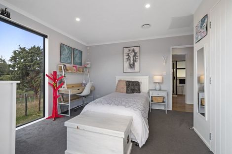 Photo of property in 338 Valley Road, Colyton, Feilding, 4775