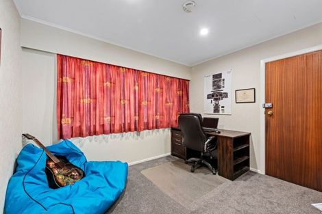 Photo of property in 477a Stokes Valley Road, Stokes Valley, Lower Hutt, 5019