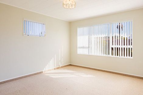 Photo of property in 3/22 Avondale Road, Taradale, Napier, 4112