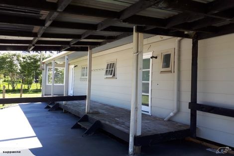 Photo of property in 1199 State Highway 16, Waimauku, 0883