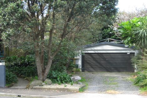 Photo of property in 35 Belt Road, Moturoa, New Plymouth, 4310