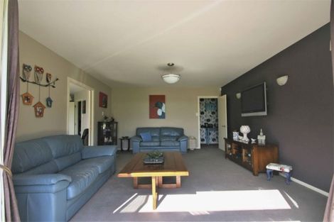 Photo of property in 16 Fowler Road, West Plains, Invercargill, 9874