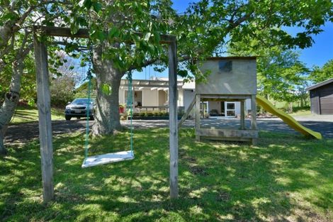 Photo of property in 1238 Peak Road, Helensville, 0875