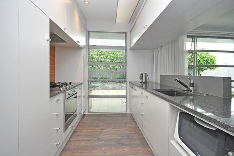 Photo of property in 8 Curzon Street, Onehunga, Auckland, 1061