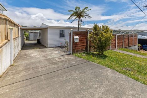 Photo of property in 14 Sheridan Terrace, Johnsonville, Wellington, 6037